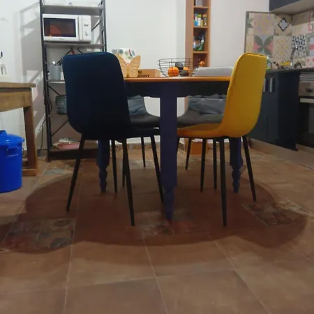 Casa En El Centro Del Pueblo De * 菲内斯特拉特